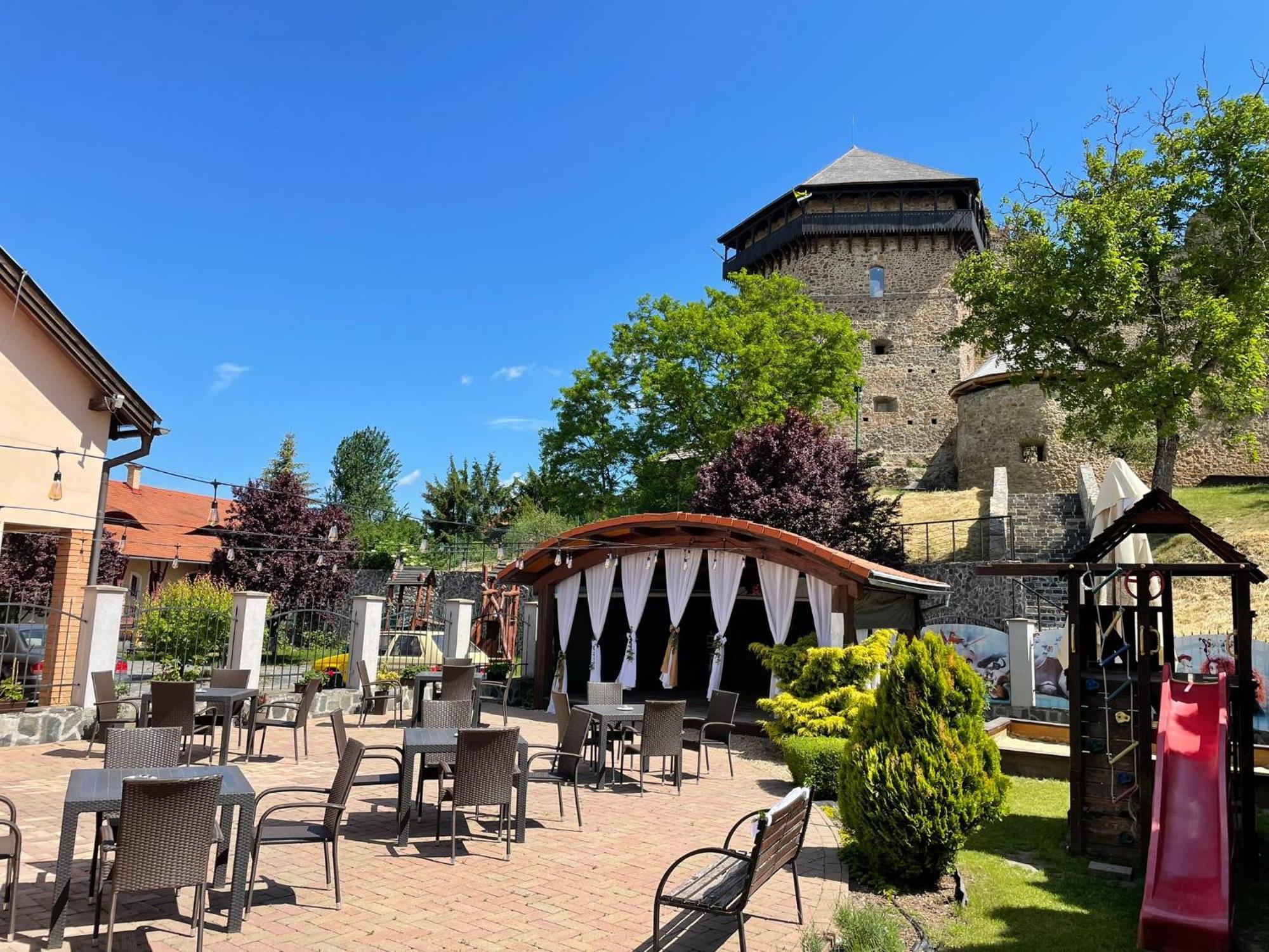 Penzion Bebek Filakovo Exteriér fotografie